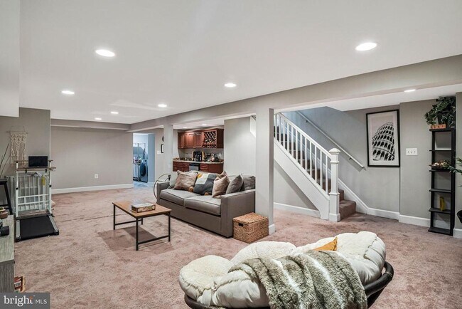 Foto del edificio - 821 Madison St NW