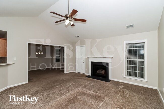 Foto del edificio - 312 Edgemore Ct