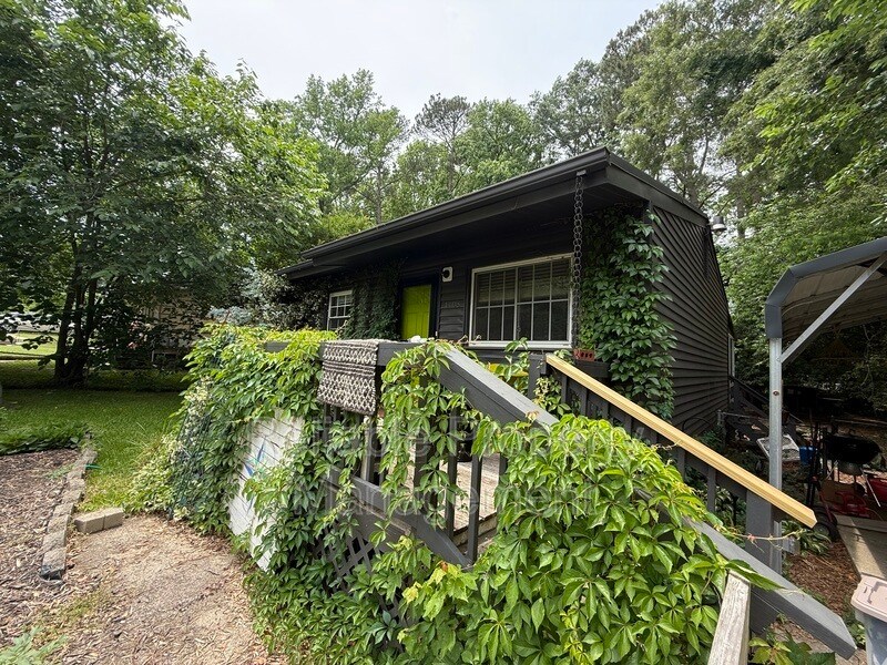 Foto principal - 1408 Kelly Rd
