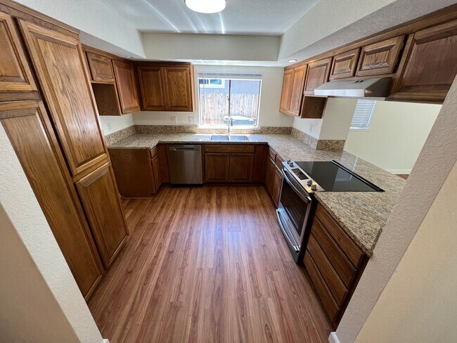 Foto del edificio - 8654 Thelen Ct