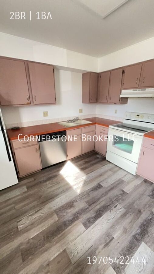 Foto del edificio - 624 Maple St