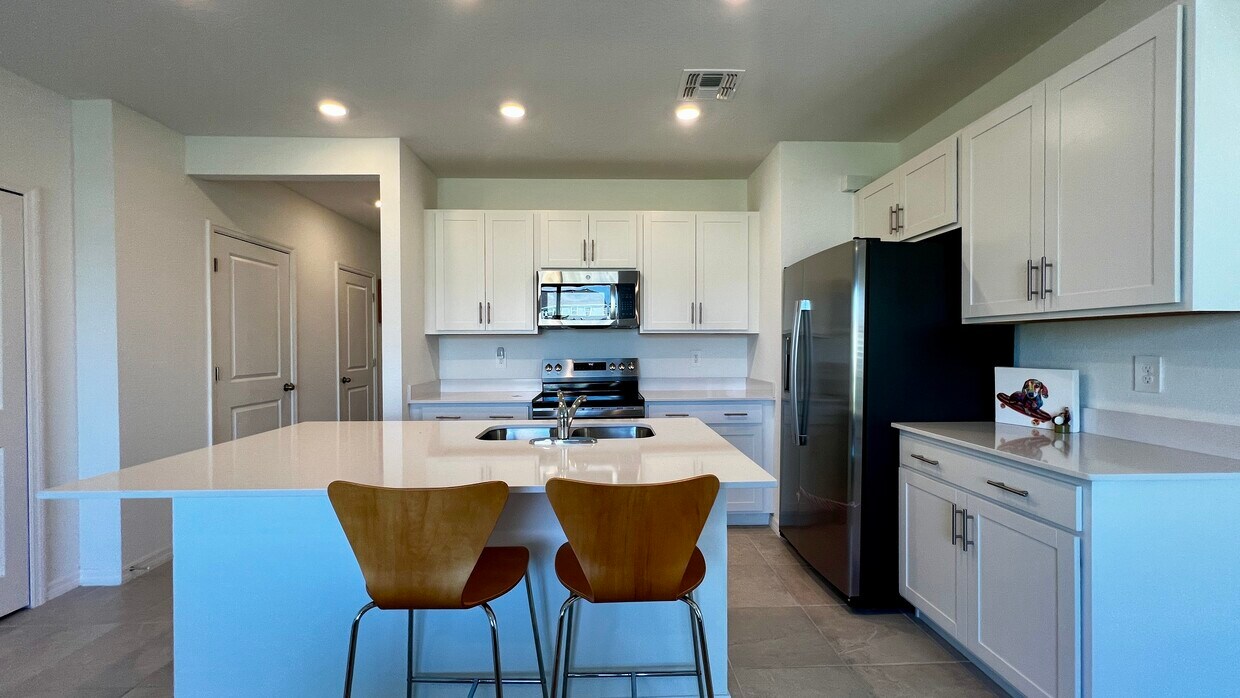 Building Photo - 14235 Lilac Sky Ter