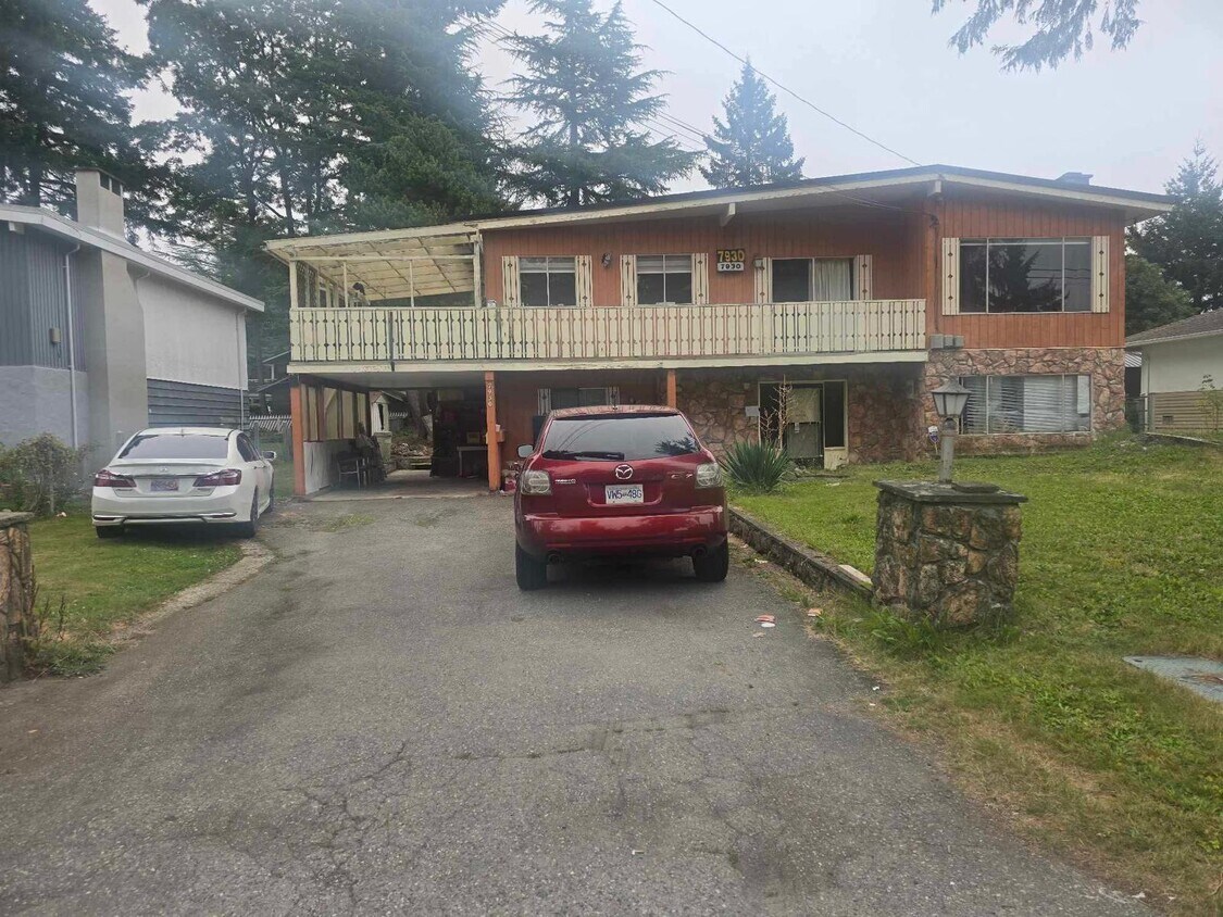 Primary Photo - 7930-7117 117 St