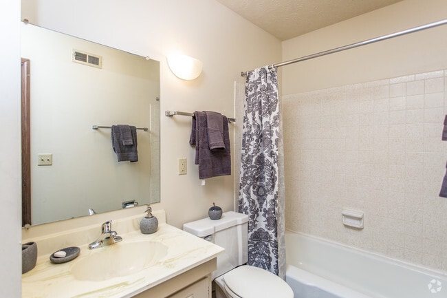 1BR, 1BA - 536 SF - Kings Highlands Apartments