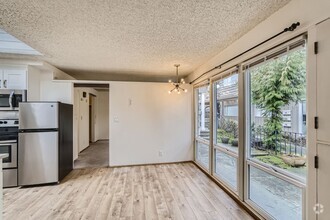 Building Photo - 2015 43rd Ave E