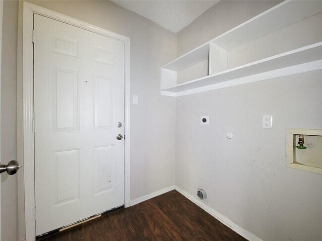 Foto del edificio - 18402 Tall Cypress Dr