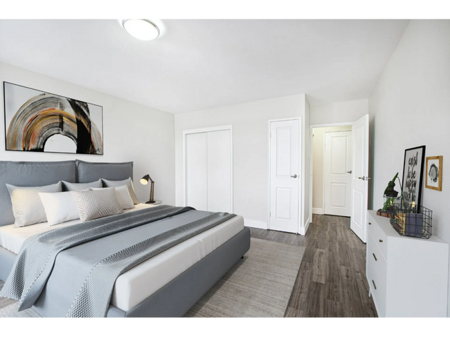 Building Photo - 12 & 14 Rusholme Drive