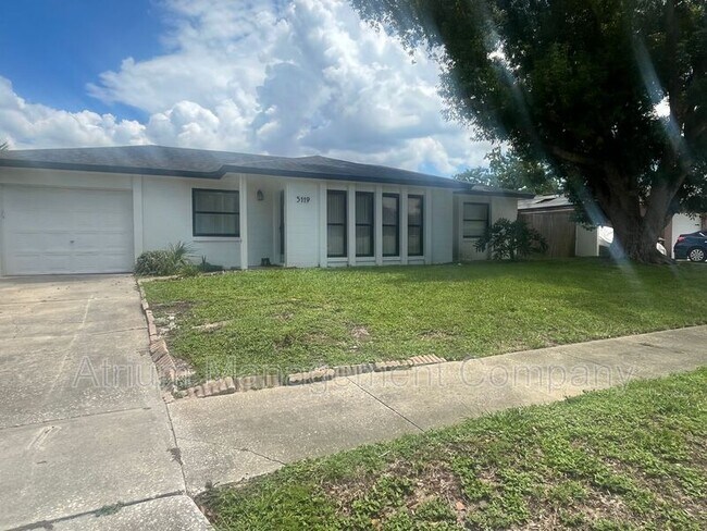 Foto del edificio - 5119 Ferncrest Dr