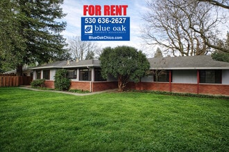 Building Photo - 1716 Meadow Rd