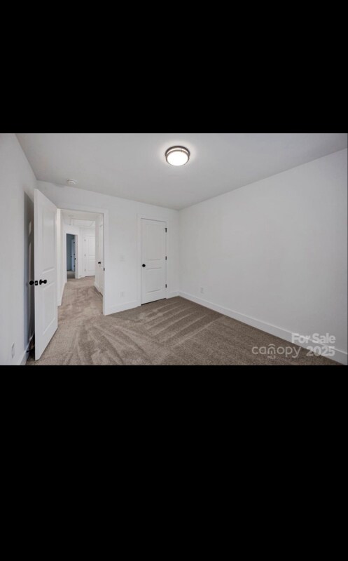 Foto del edificio - 2812 S Ridge Ave