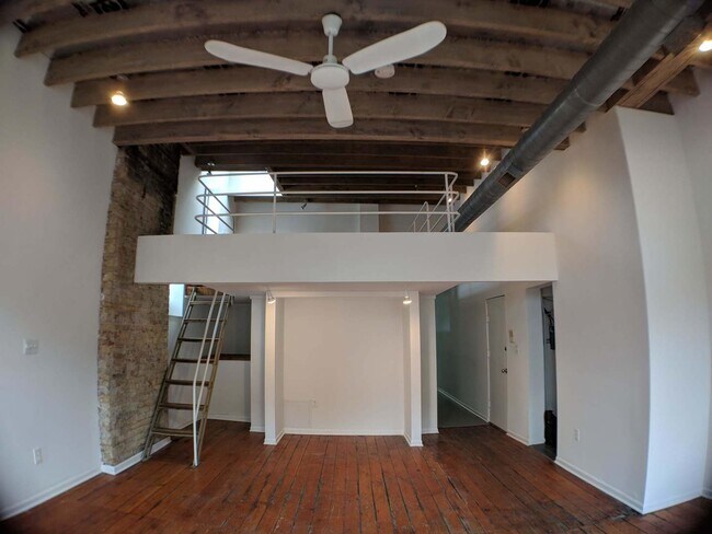 Foto del edificio - 1829 S Halsted St