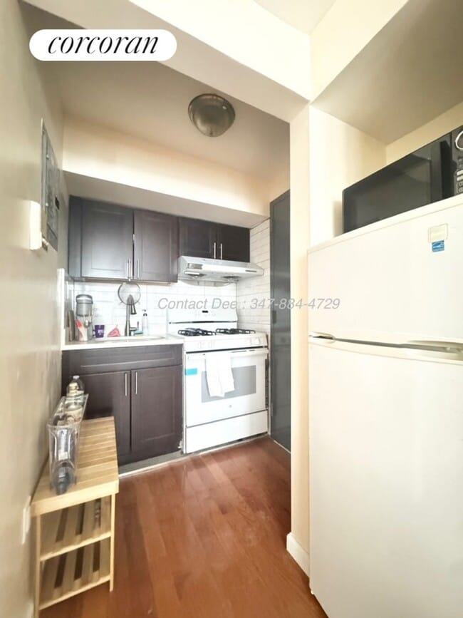 Building Photo - 605 Second Avenue 3