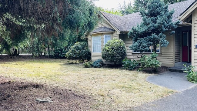 Building Photo - 7003-7151 151st Ave NE