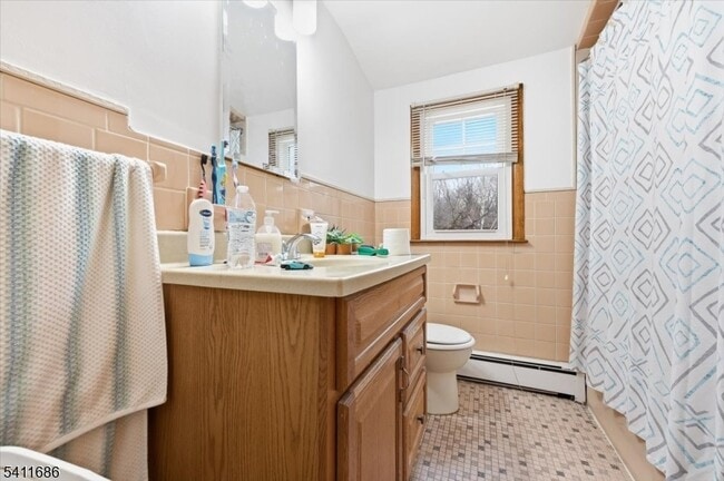 Building Photo - 42 Bergen Blvd