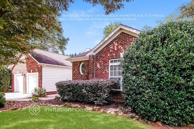 Building Photo - 17032 Stinson Ave