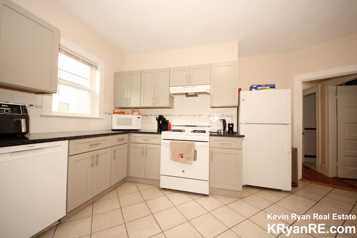 Foto principal - 51 Parker St