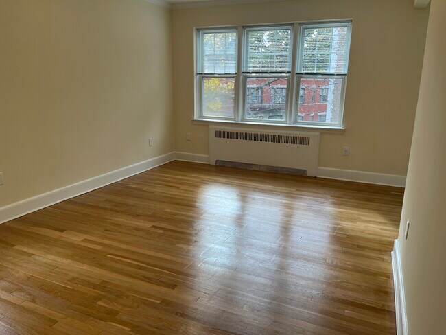 Building Photo - 84 Kilsyth Rd