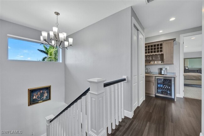 Foto del edificio - 6448 Griffin Blvd