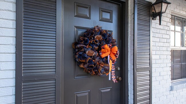 Photo - Ashwood Apartment Homes