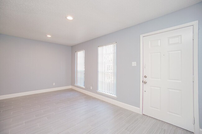 Foto del edificio - 2515 Oak Hill Dr