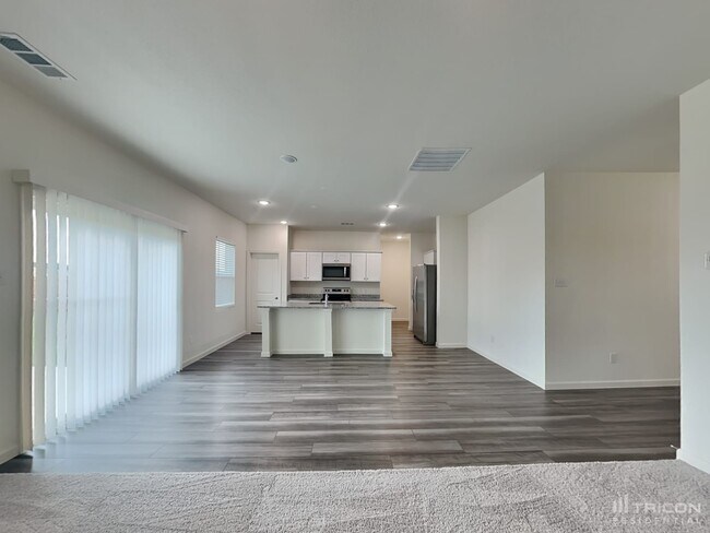 Foto del edificio - 2529 Sanders Crk Rd