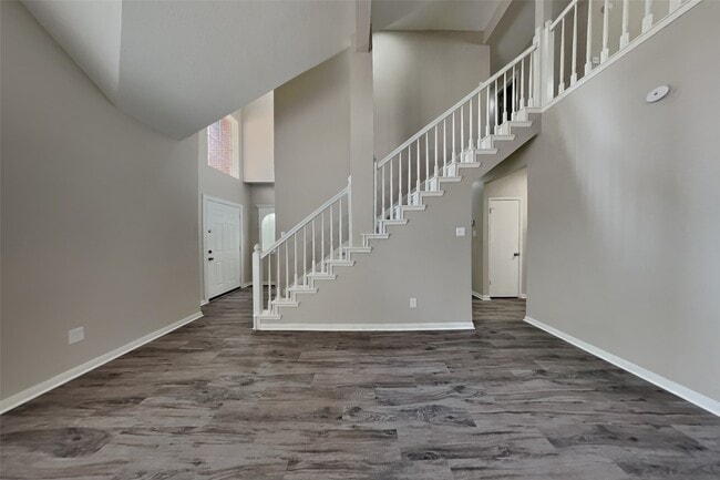 Foto del edificio - 14306 Cypress Falls Dr