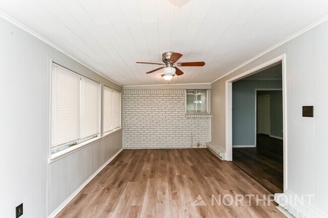 Foto del edificio - 3 BR/2BA | Newly Renovated Single Family Home | 1-Car Covered Parking | Large Front Porch!