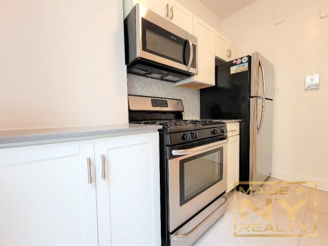 Building Photo - 1 bedroom in ASTORIA NY 11103