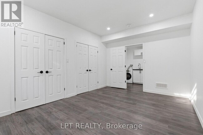 Building Photo - 3401 Regiment Rd