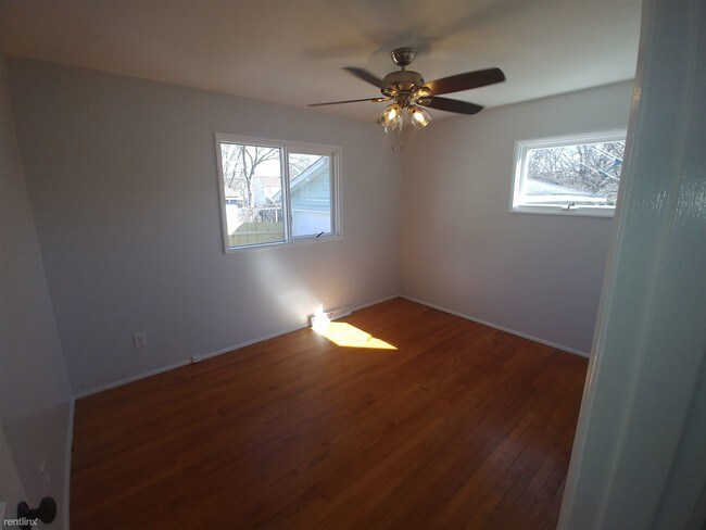 Building Photo - 3 br, 1 bath House - 1021 Indiana Ave