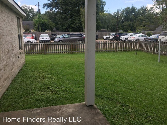 Building Photo - 3 br, 2 bath House - 2927 Broussard St.