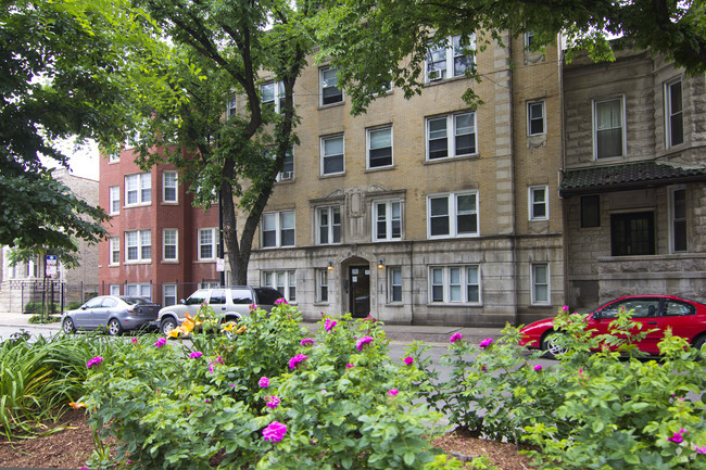 Building Photo - 4024 N Ashland Ave