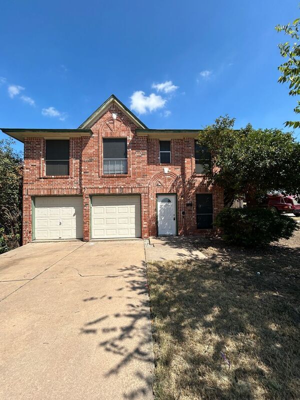 Foto del edificio - 13923 Conner Downs Dr