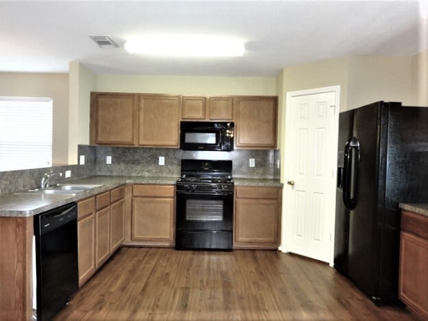 Foto del edificio - 20910 Hazy Bluff Ct