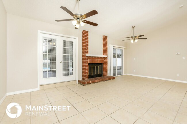 Foto del edificio - 9163 Montevello Dr