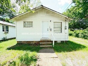 Building Photo - 1611 Crutcher St