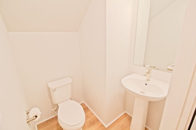 Foto del edificio - Ikena-Ho'opili/4 BD/2.5 BA/4 PK/ Available February 1