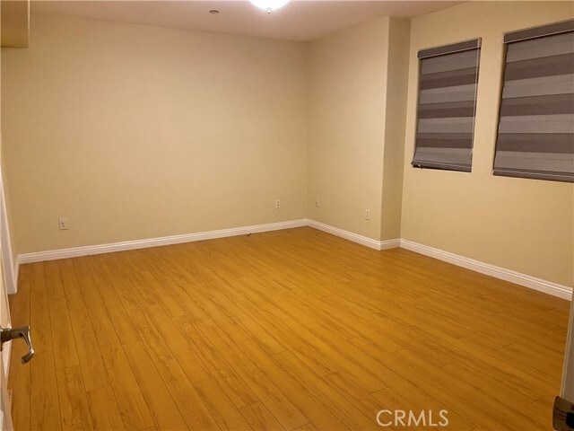 Building Photo - 10118 Fernglen Ave
