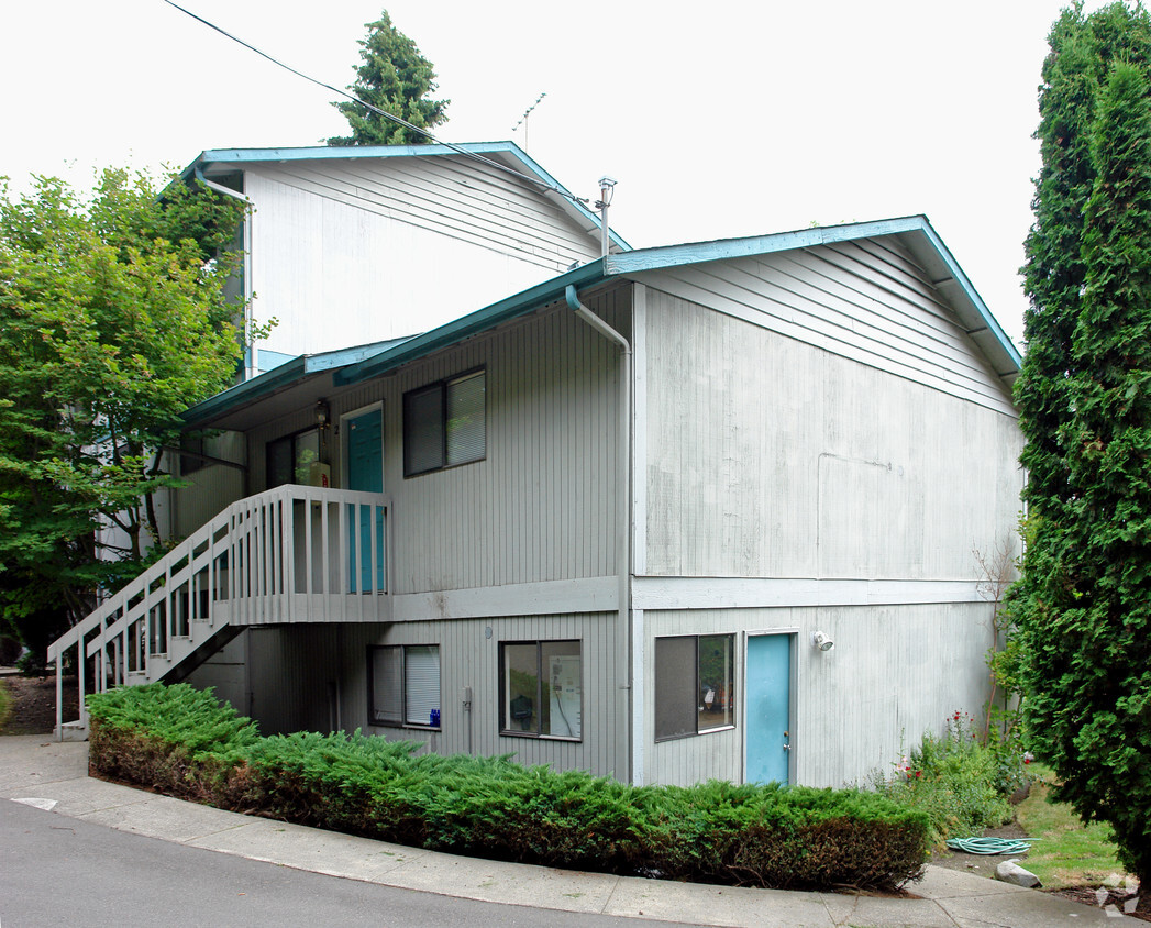 Building Photo - Juanita Bayshore Apartments