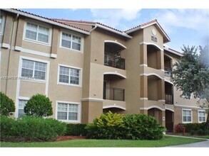 Building Photo - 131 SW 117th Ave