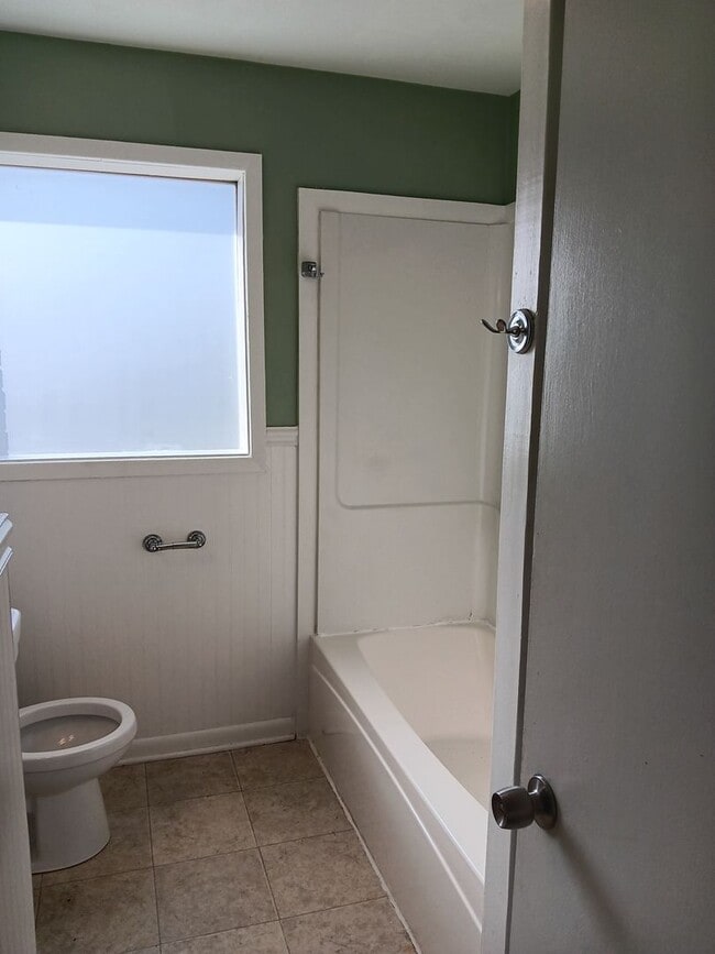 Foto del edificio - 3 BR Belmont Home with Fenced in Yard!