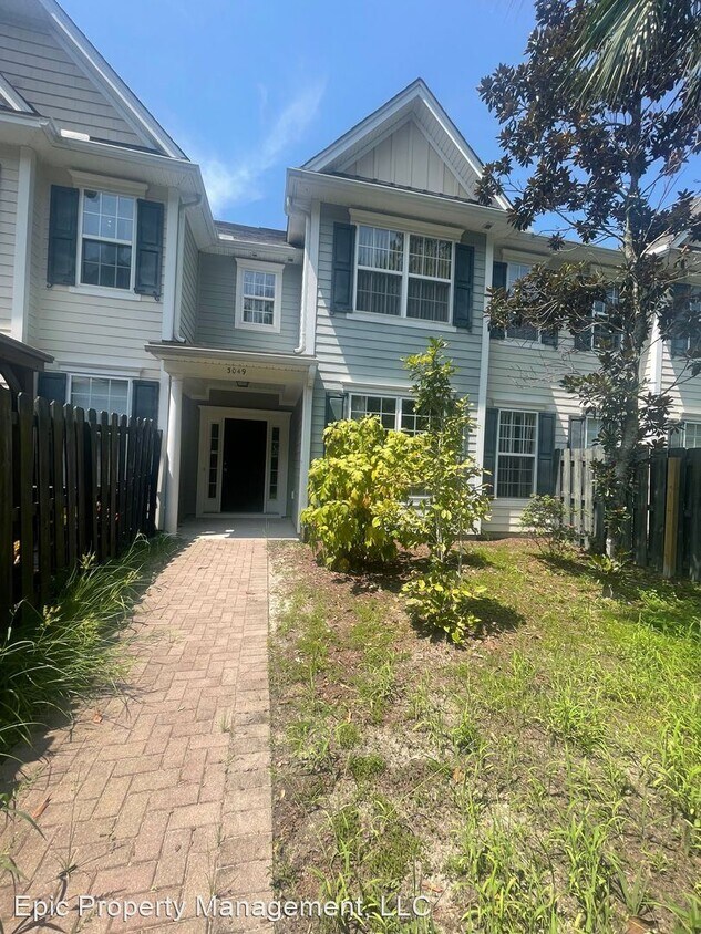 Foto principal - 4 br, 3.5 bath House - 3049 Park West Blvd