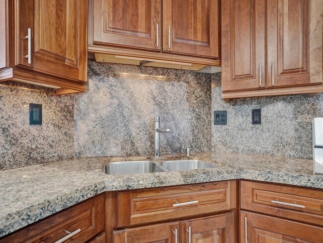 Foto del edificio - 2100 S Ocean Ln