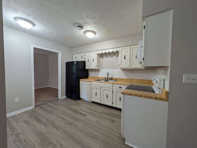 Foto del edificio - 306 Molloy Ct