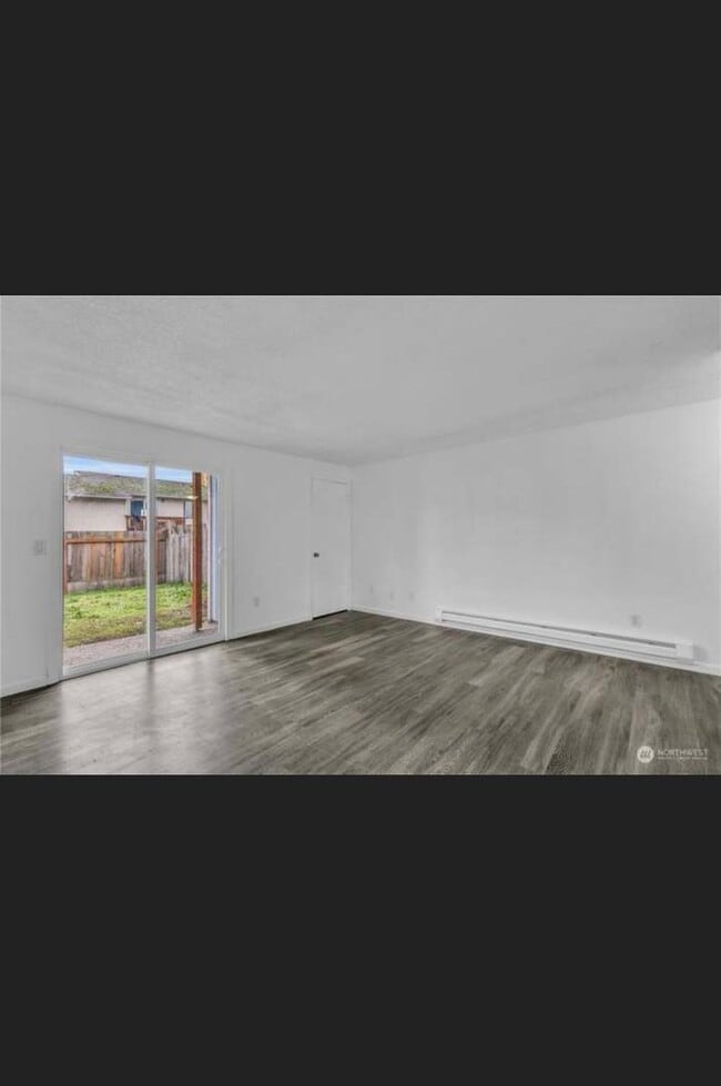 Building Photo - 2701 S 257th Pl