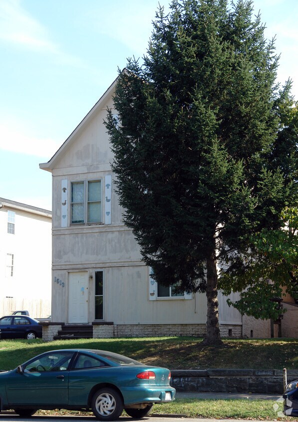 Building Photo - 1513 6th Ave