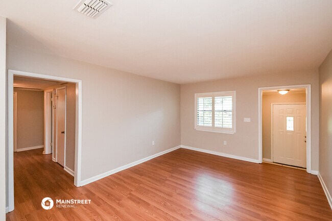 Building Photo - 8370 Brackridge Blvd S