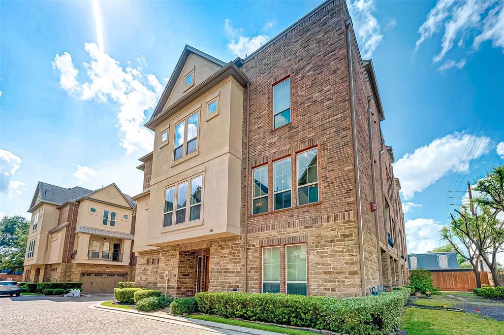 Foto del edificio - 5302 Perrington Heights Ln