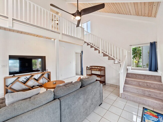 Building Photo - 3 Bedroom ~ 2 Bathroom Partially Furnished...