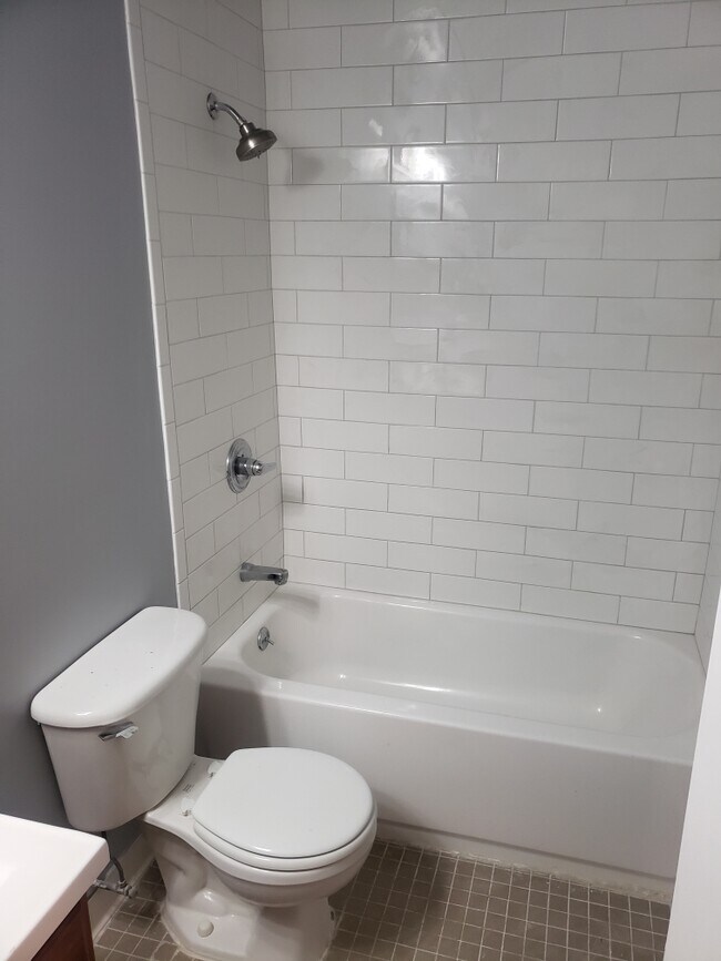 Foto del edificio - 15 Bancroft Plz